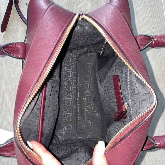 DANIELLE NICOLE ERIKA SATCHEL! NWT!